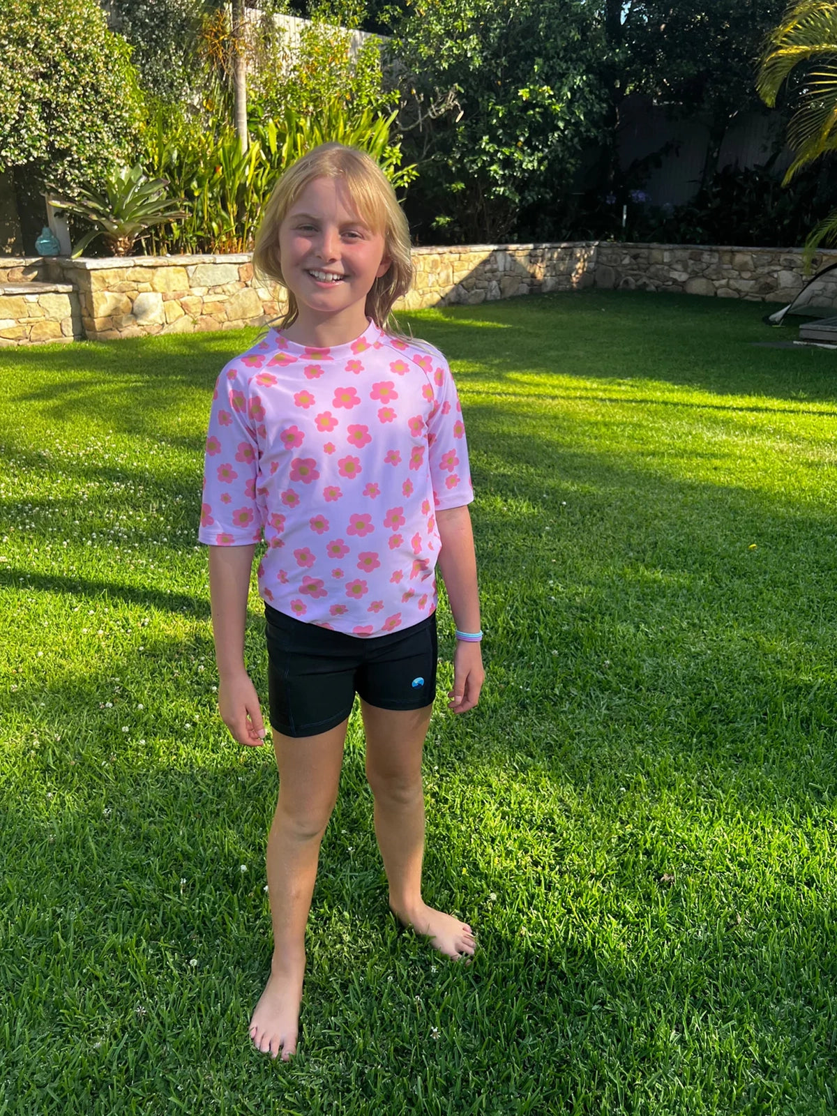 Carla Dinnage (Limited Edition) Pink Daisy - Rashie (Girls) Rashie - Back Beach Rd